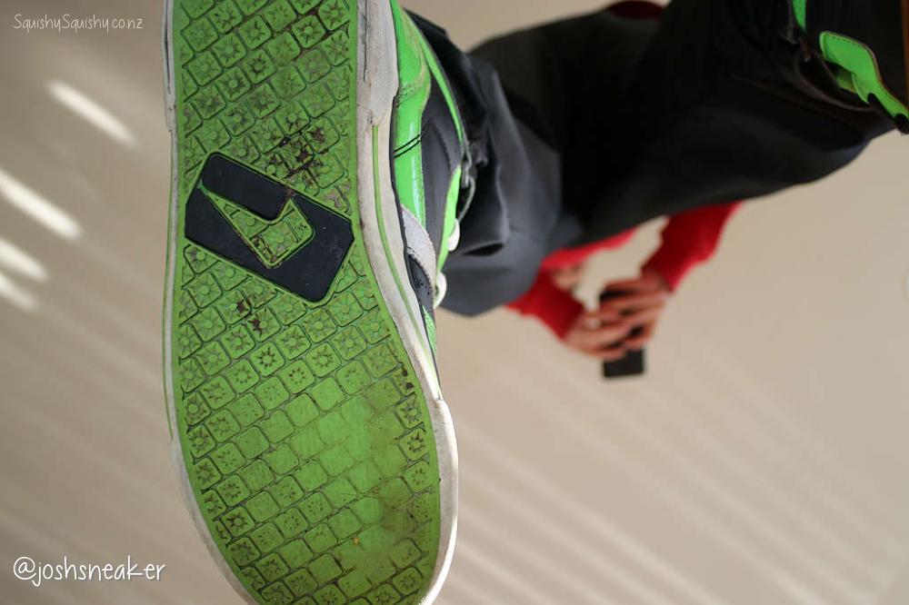 JoshSneaker's tweet image. You probably don't want to look up now.