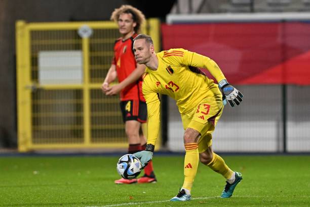 During the 2023-24 season, Matz Sels wore the same adidas design for Strasbourg, Nottingham Forest and the Belgium national team