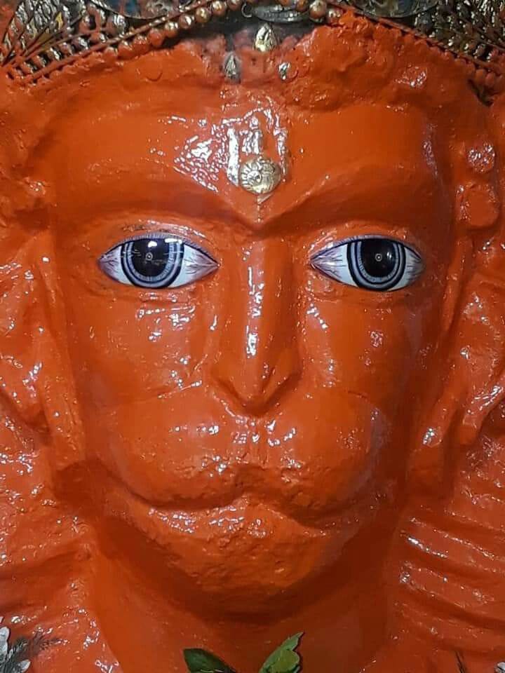 तुम रक्षक काहू को डरना....