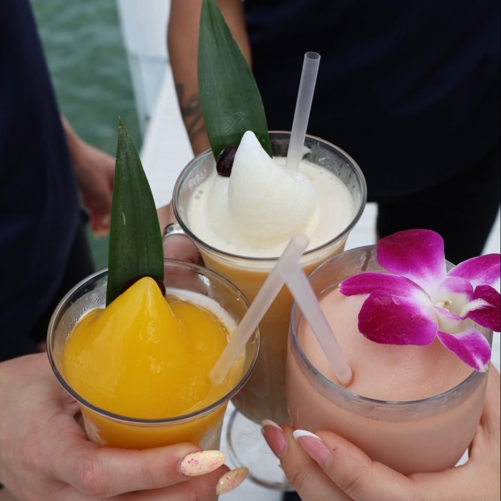 KelvinSlush's tweet image. Good news: all our #organic slush mixes are just as good without the booze. 

Same frozen, same flavor, same fun - just minus the alcohol.

Dry January never tasted this good → KelvinSlush.com.

#mocktails #dryjanuary