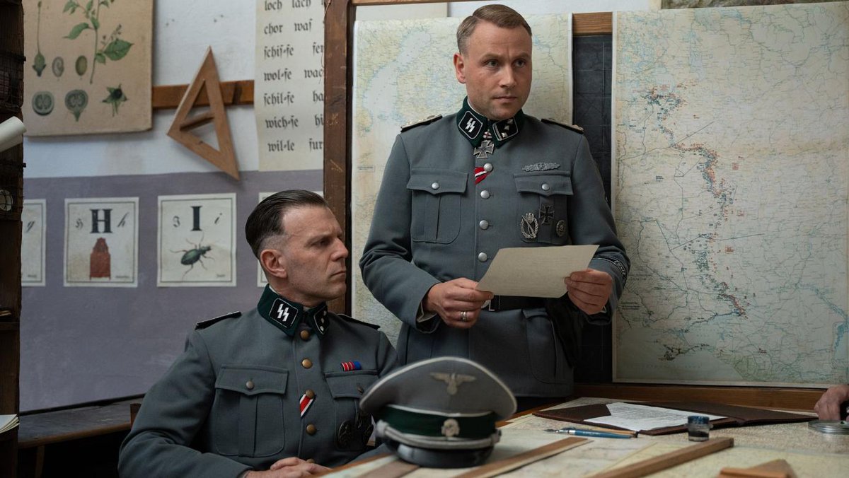 MaxRiemelt's tweet photo. 🎆 Happy New Year!
The year starts with great news:
Max is nominated for Best Actor – Cinema (National) at the JUPITER AWARD 2026 for his role in "The Tasters"

🗳️ Voting open until Jan 31, 2026
👉 https://t.co/O94kFUiT29 https://t.co/nSHjBnUWXV