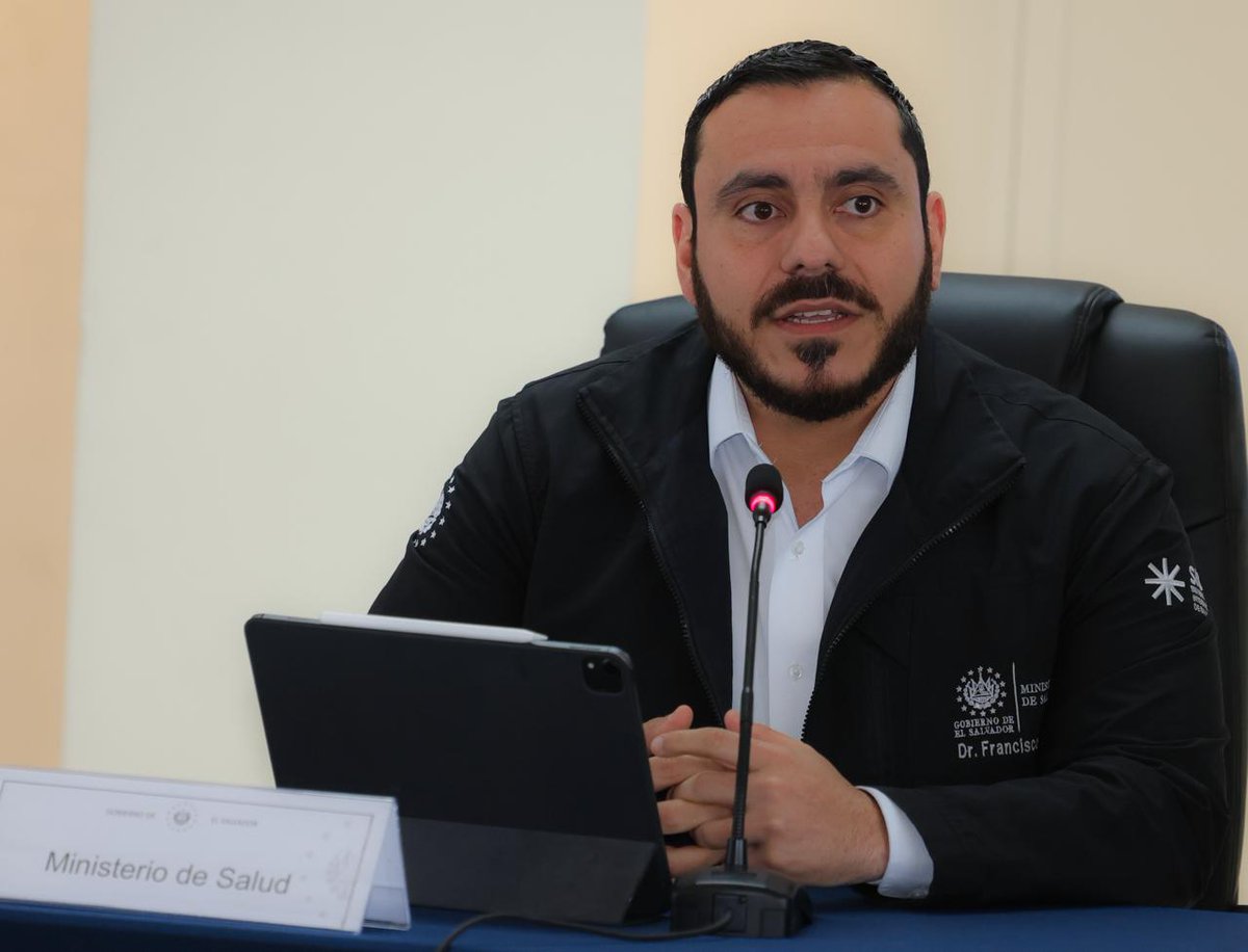 #PlanFinDeAño | El ministro de <a href="/SaludSV/">Ministerio de Salud</a>, <a href="/FranAlabi/">Francisco Alabi 🇸🇻</a>, detalla las acciones desarrolladas en la temporada de fin de año.

"En los diferentes puntos turísticos se tuvo cerca de 299 establecimientos activos de todo el Sistema Integrado de Salud, eso representa al Ministerio de Salud,