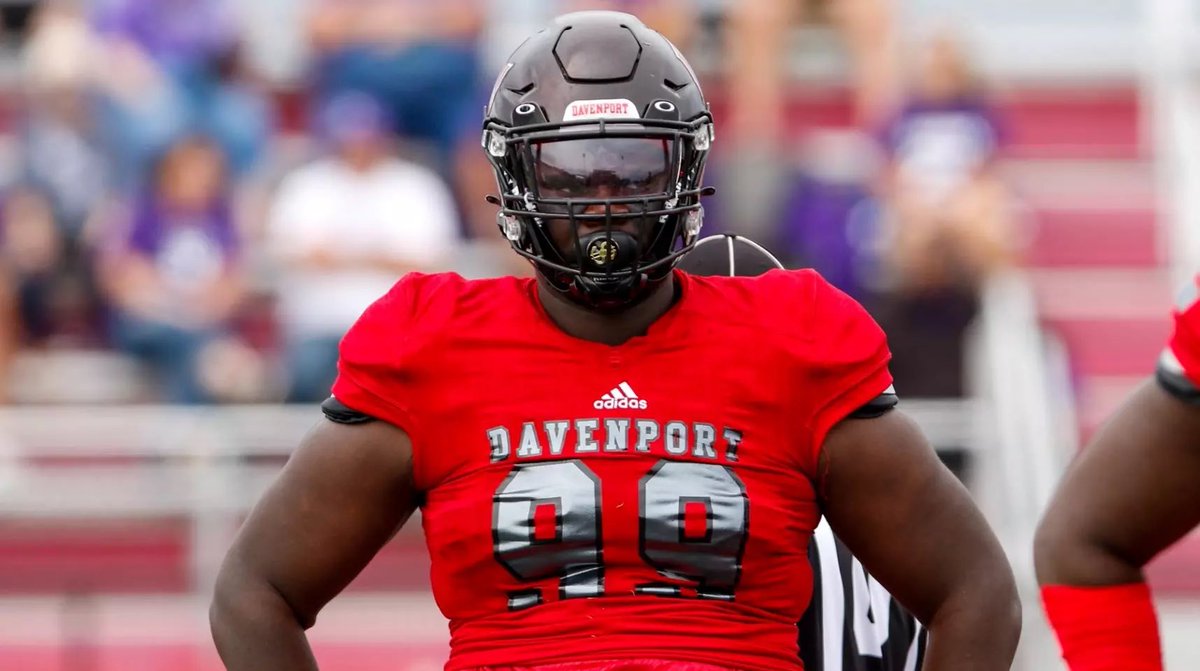 Joelamegatcher9's tweet photo. Blessed to receive an offer from Davenport! https://t.co/oFfKozD1Oa