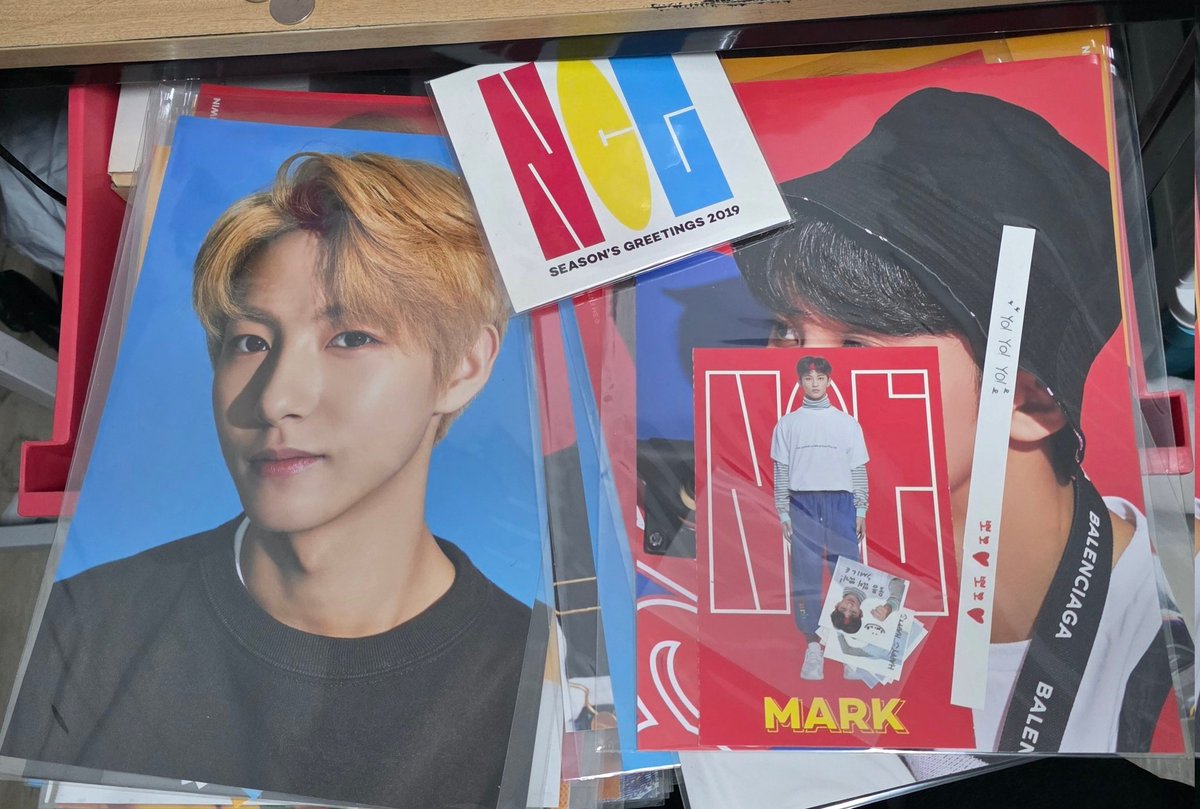 มีใครอยากได้ไหมคะ เรามีครบทุกคนเลย แล้วก็มีกิ๊ฟอะเวย์แจยงอยากส่งต่อค่ะ ขอแค่ค่าส่งพอค่ะ (ค่าส่งแบบ EMS) 120 บาท #แจยง #Jaeyong #NCT127 #NCT #JAEHYUN #Taeyong