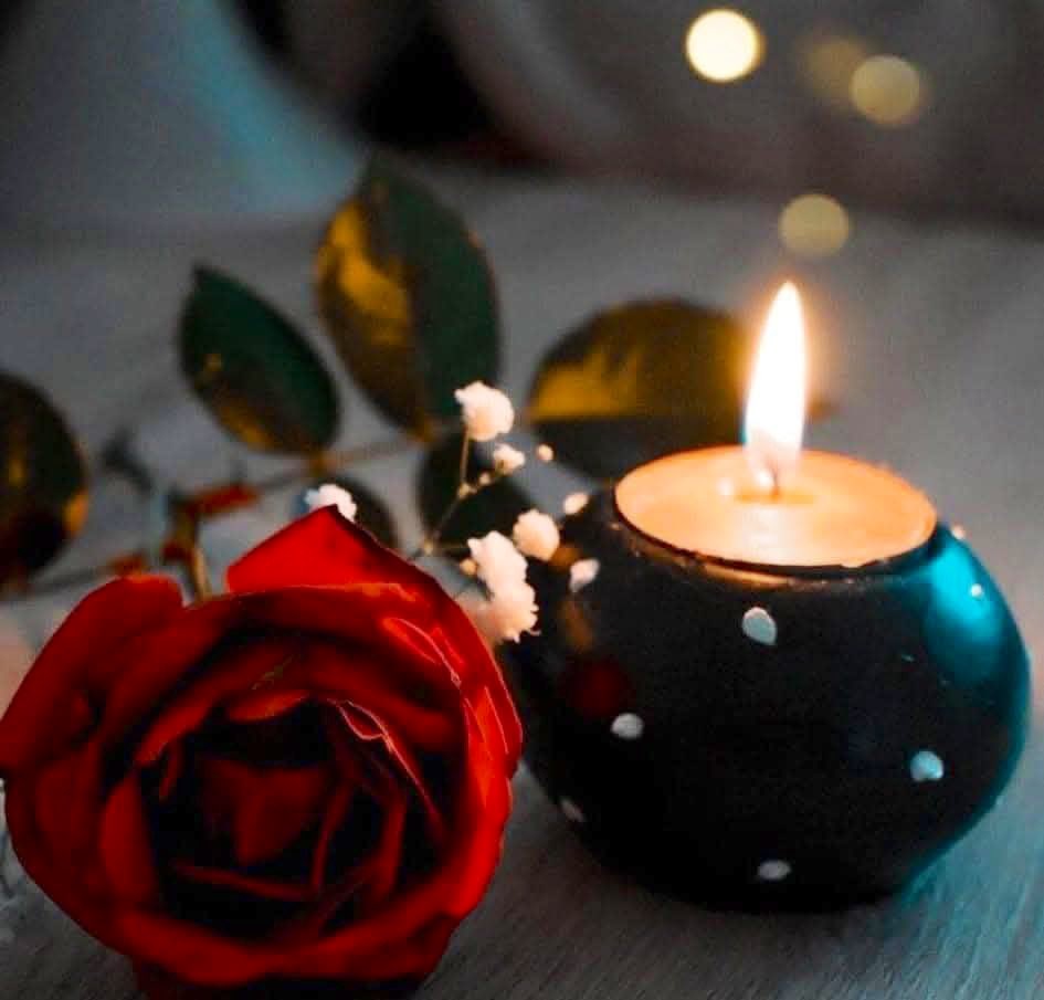 Virgüller yorar insanı
Yeri geldiğinde herşeye
Nokta koymak gerek.