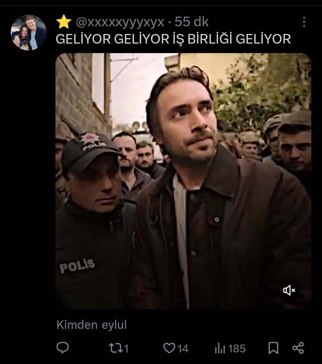 Bigaripmeczup8's tweet photo. Maske düştü. Size iki yüzlülüğü iki fotoğrafla kanıtlayabilirim .d @xxxxxyyyxyx kameralara el salla✌🏻 https://t.co/MnuW6AM1VT
