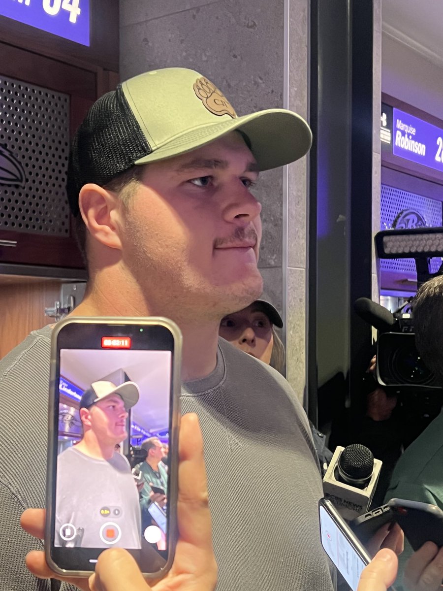 jeffzrebiec's tweet image. Center Tyler Linderbaum is the Ravens top pending FA. He said he “absolutely” wants to be back.