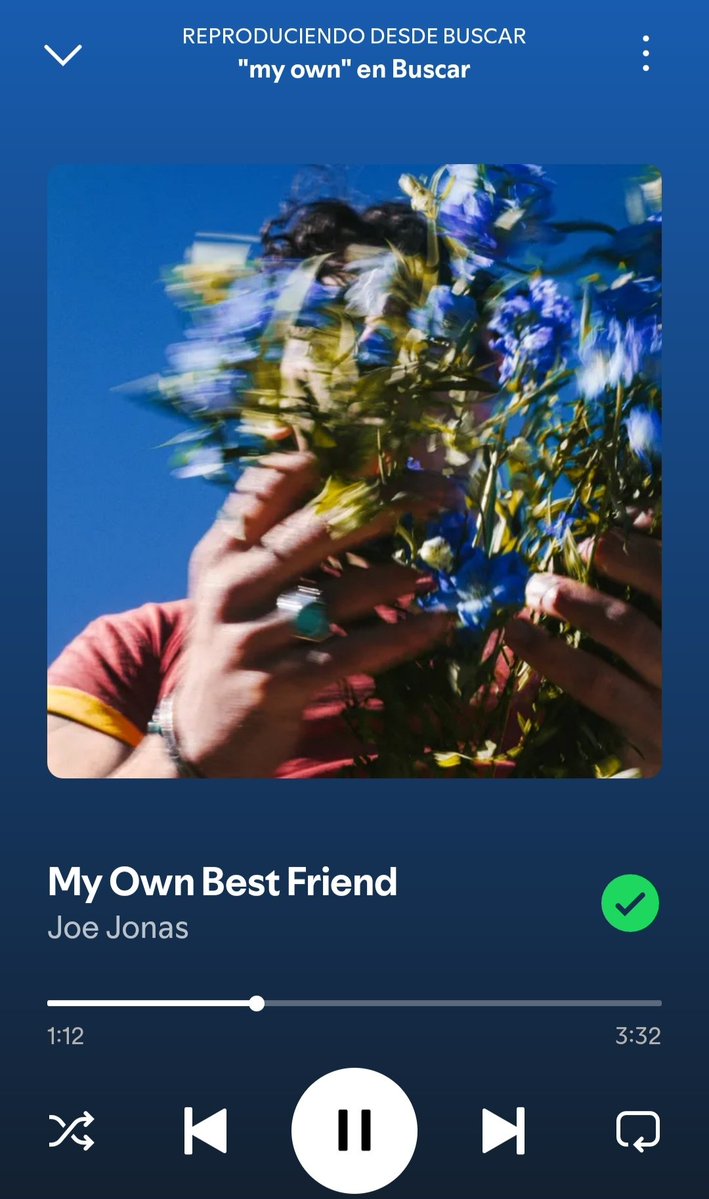 Lonelywarrior3's tweet image. El trío de canciones para creer en nosotras mismas y tratarnos con amabilidad.