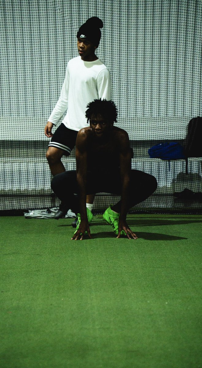 Avier “Sauce” Jordan 6’5 185lbs cornerback tweet media