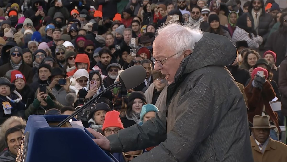 boygeniussource's tweet photo. “On the way off the stage, I tried to fist-bump Bernie Sanders, which maybe confused him, but he said that I did a good job."

— Lucy Dacus on performing at Zohran Mamdani’s inauguration for @RollingStone https://t.co/cSKIPmrDwI
