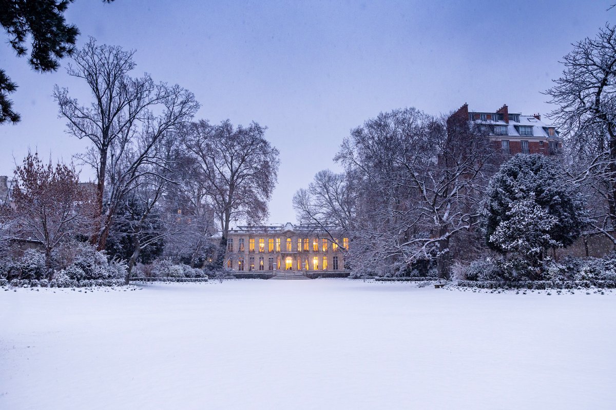 Matignon's tweet image. Sous la neige ❄️