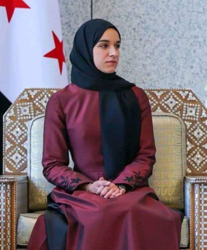 ترملت حفيدة هند العـ اه رة ....!

يلا موجود ابو دجانة التركستاني 😂😂
#الجولاني