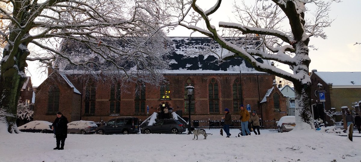 _Michje's tweet photo. Winter in Utrecht.  #sneeuw #Utrecht #winterwonderland #snow #domstad  2/3 https://t.co/5eKV6VbMMt