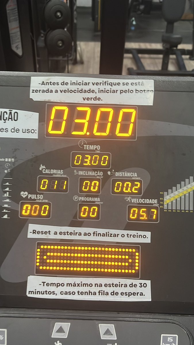 jungkookbfr's tweet image. treino pro show #grade