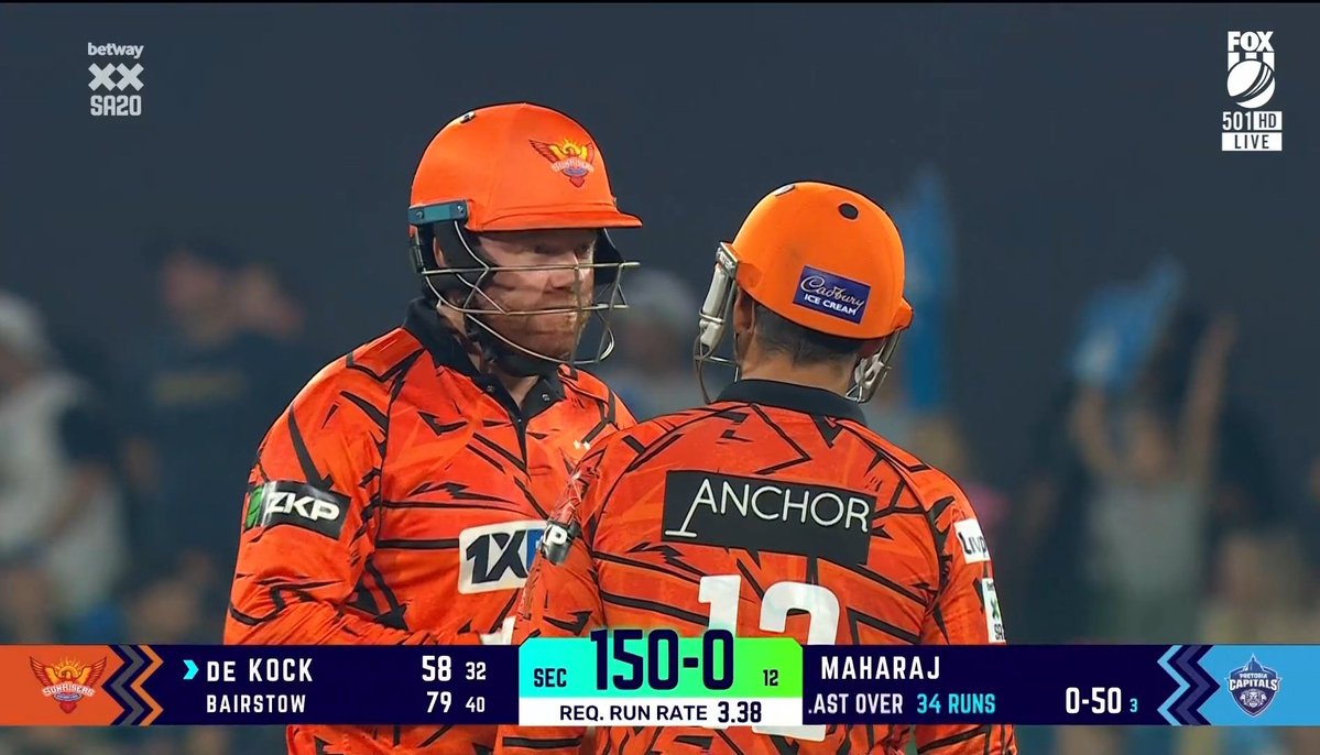 Maikrrishna's tweet image. Jonny Bairstow = pure chaos 🔥
Keshav Maharaj didn’t bowl an over, he survived an attack.
6, 6, 6, 4, 6, 6 🏏💥

#SA20League