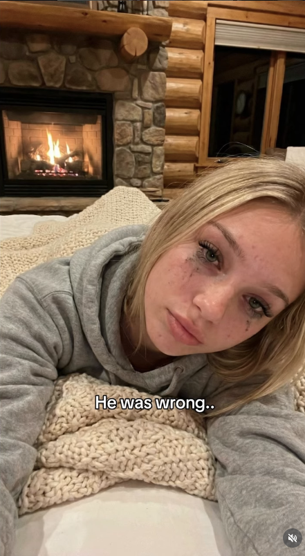 elixirforreal's tweet photo. Hello does anyone know how to recreate this kind of photos? With the same face every time and different situations. On Nano Banana Pro, I can’t manage to reproduce the same thing https://t.co/riPxJSFA6K