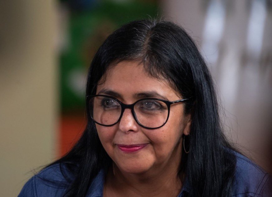 capi_abril's tweet image. Buscada por las autoridades.

La Sra. Gaby Gómez Córdoba, de 43 años, es la presunta responsable de atropellar y arrastrar al repartidor Roberto. Ella conducía el vehículo Honda City. Se presume que huyó del estado esa misma noche y actualmente no se encuentra en su domicilio. Si