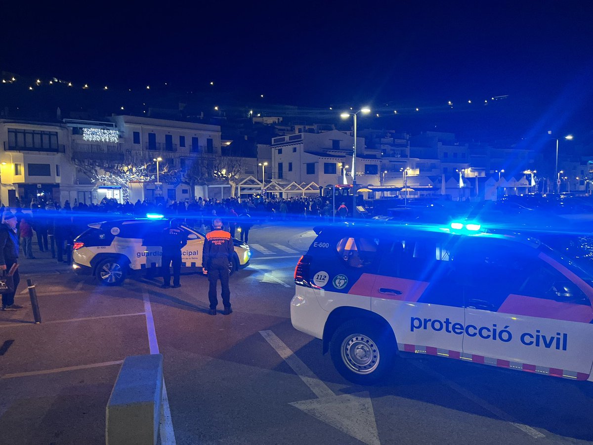 AVPCPORTSELVA's tweet photo. Dispositiu de suport a la Guàrdia municipal de @elportdelaselva per arribada de SSMM els Reis d’Orient
���🏻🤴🏼🤴🏿#nitdereis
#protecciocivil https://t.co/kn4NF3nRGw