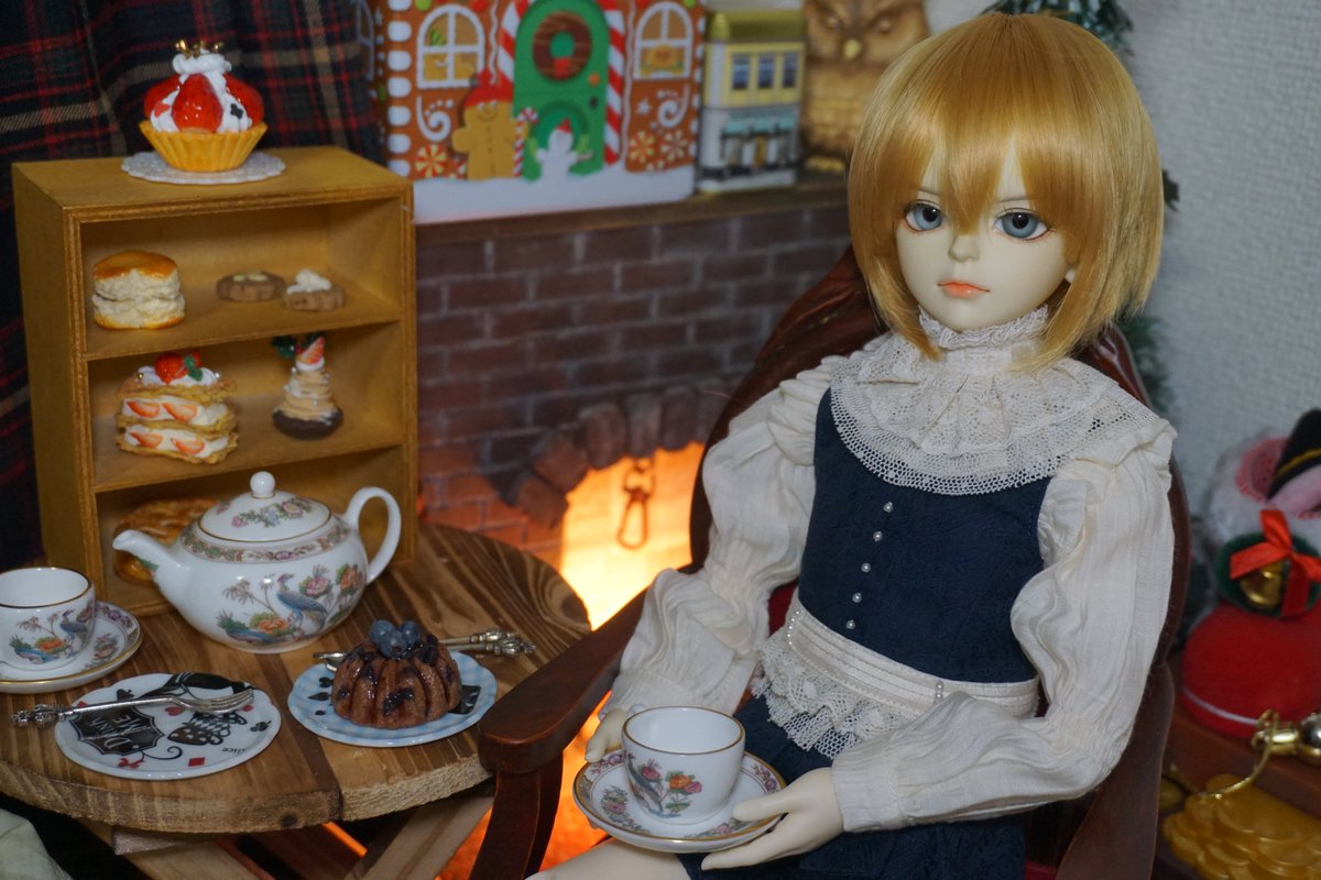 MaryMead tweet media