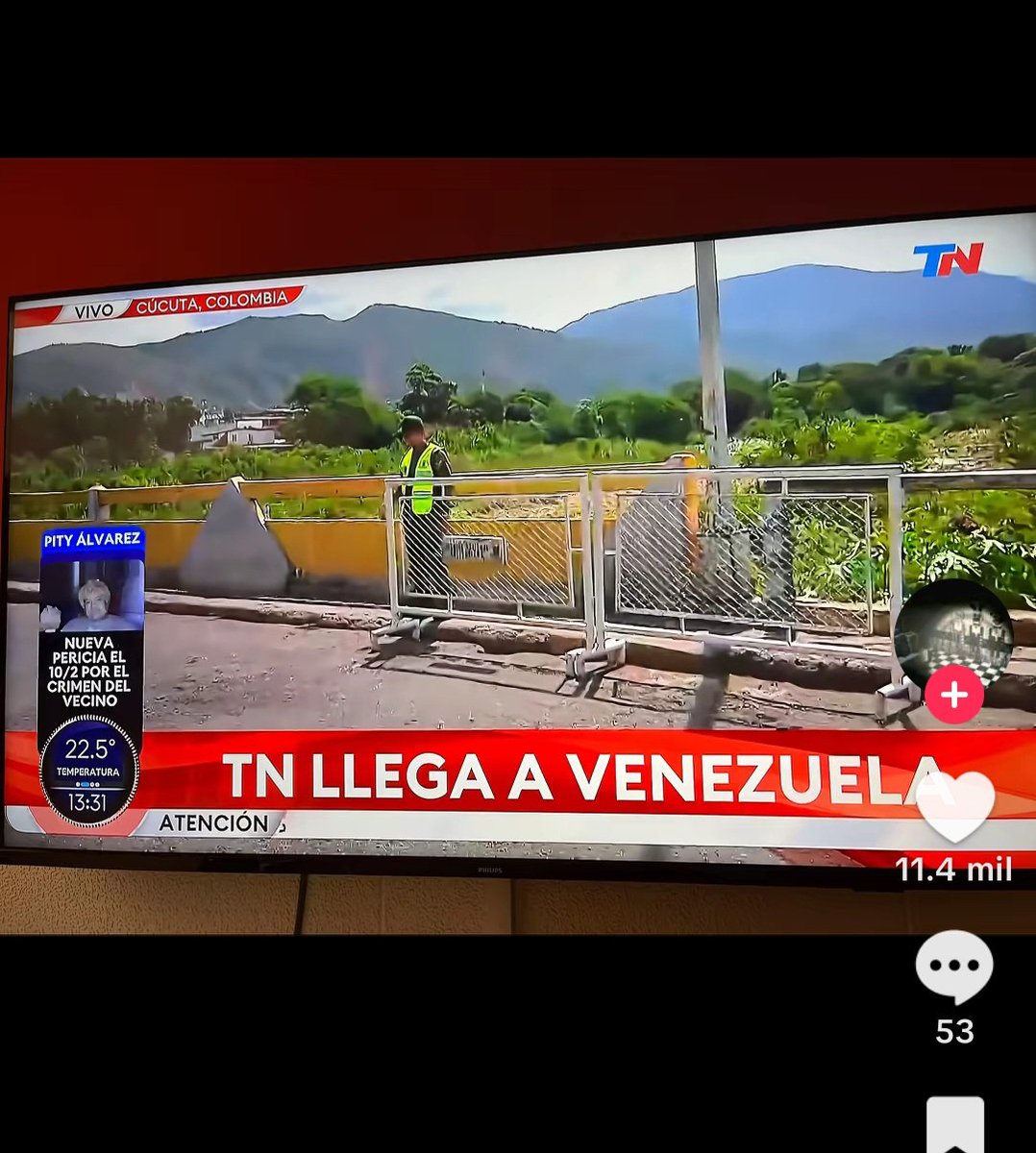 killmyaffairs's tweet image. fue a rescatar al ceo