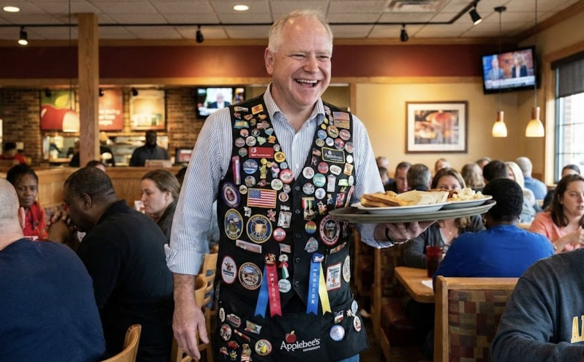 AutismCapital's tweet image. Tim Walz would unironically make an INCREDIBLE server at Applebee's.