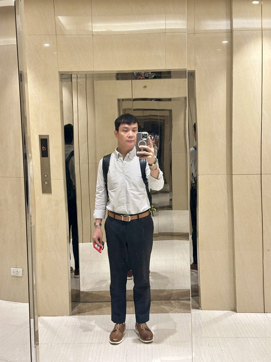 robby1126's tweet photo. 1st shift of 3 before my OOO gets activated!
Let's go Monday 😊 https://t.co/CeZrxDDFeg