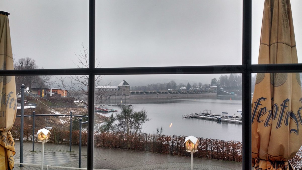 Am Edersee. Heute auf den Tag genau vor 9 Jahren.