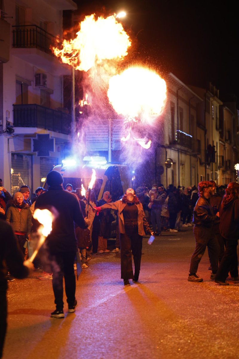 ViladeSalt's tweet photo. ✨ La màgia dels Reis d'Orient ha omplert Salt!
La cavalcada d'aquest any ha estat un èxit espectacular, plena de màgia, il·lusió i moments inoblidables.
📸 Javi Cabrera / Itziar León
#ViuSalt https://t.co/lb5vrKFqp3