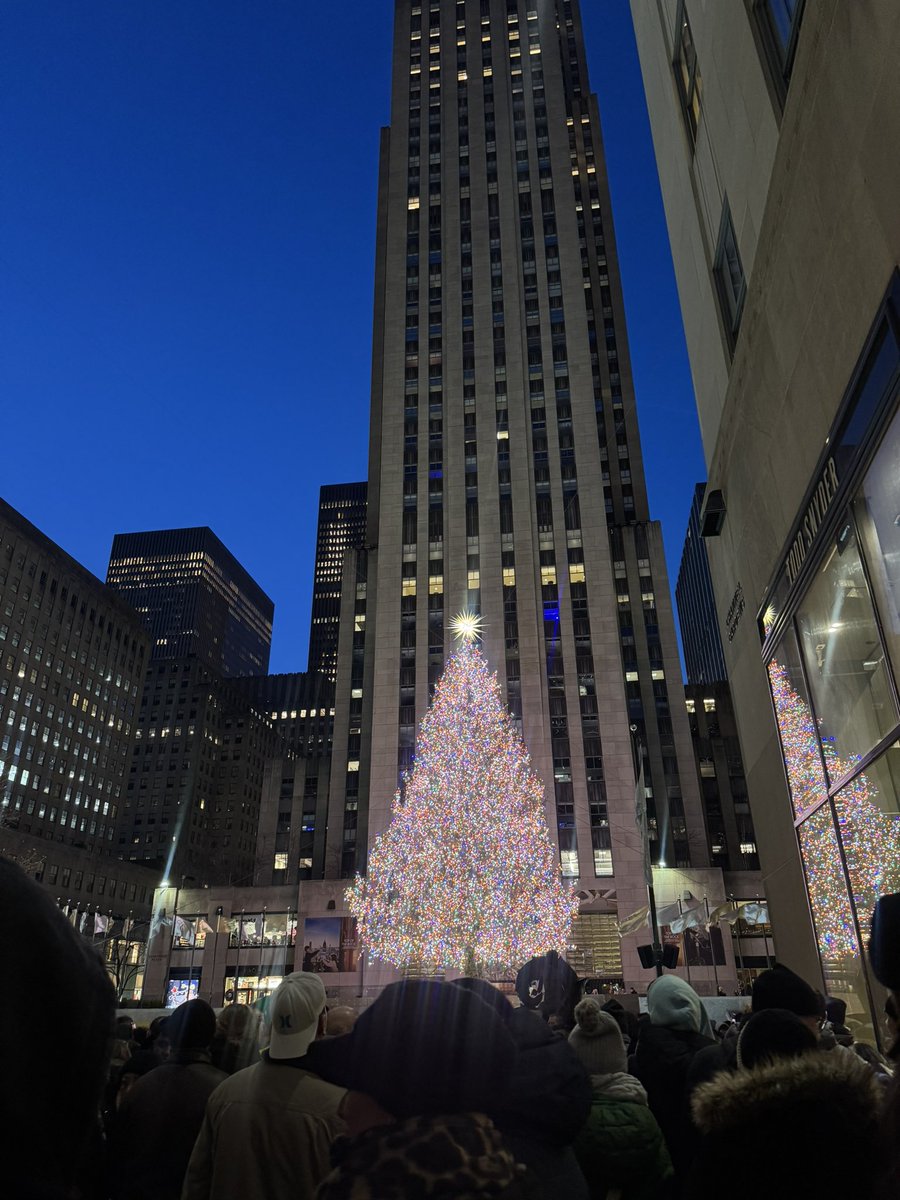 Angie🌸 tweet media