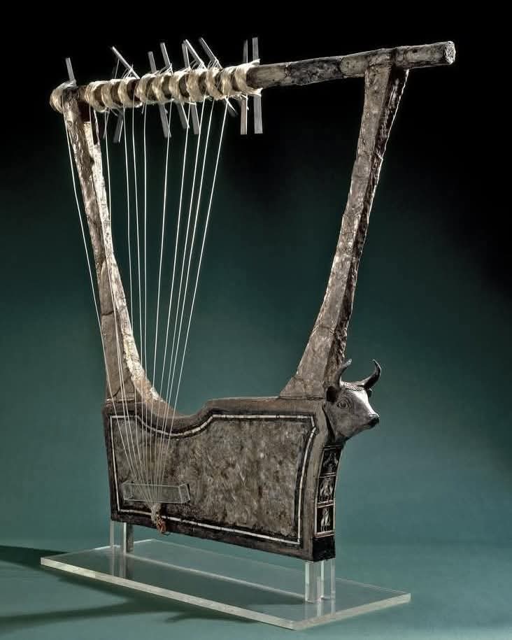 AlmanacAntiques's tweet photo. This #Sumerian #lyre, dating to 2,500 BCE, is one of the world’s oldest #stringedinstruments. Learn more at
https://t.co/yRzyKVRAUA https://t.co/Bs9sxd03nb