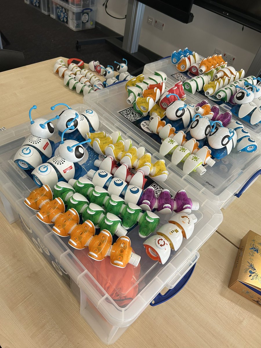 AJOBPickard's tweet image. Busy day checking, sorting, and testing our fleet of #Codeapillars from @SACTechDigital #DigitalLendingLibrary 

Love these codeable caterpillars, such a great next step from #Unplugged activities to learn about coding, sequences, algorithms &amp;amp; loops @stacshq