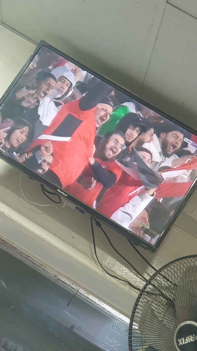 أبارك وأهنئ فرحة المنتخب المصري لكرة القدم فوزه على منتخب #بنين بنتيجة ٣ / ١ والتأهل الي الدور القادم في بطولة #كأس_الأمم_الأفريقية المقامة في #المغرب ❤️🇪🇬🏆⚽
مبروك ل #مصر وفي تقدم دائم ونجاح مستمر ان شاء الله 🙏