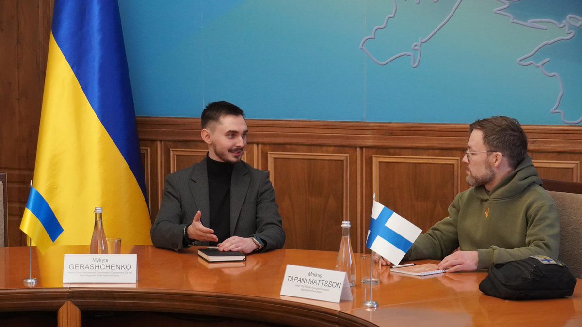 Uusi vuosi, uusia tuulia ja tapaamisia.

Puheenjohtajamme Markus keskusteli Kiovan alueen kansainvälisten asioiden päällikkö Mykyta Herasymenkon kanssa yhteistyömahdollisuuksista.

Keskustelu käytiin kokonaan ukrainaksi 💙💛

Seuratkaa meitä, pysykää ajan tasalla uutisista!