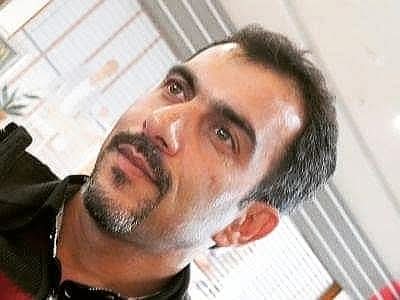 Hangimiz bir kar tanesi değil ki.
Herkes bir bir eriyip gidecek...
Kalırsa bir hikâye kalacak ardımızda..
O da zamanla unutulup gidecek . . !!!

Hüseyin ZORKUN