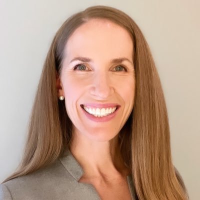 UNC_Anesthesia's tweet photo. 👏 @EmilyTeeterMD, named @UNC_Anesthesia  Adult CardioThoracic Anesthesia Division Chief! An extraordinary record of academic excellence, clinical expertise and service to her specialty, and an ideal leader of this division! @UNC_SOM @UNC_Health_Care https://t.co/A9ErAtu9fQ