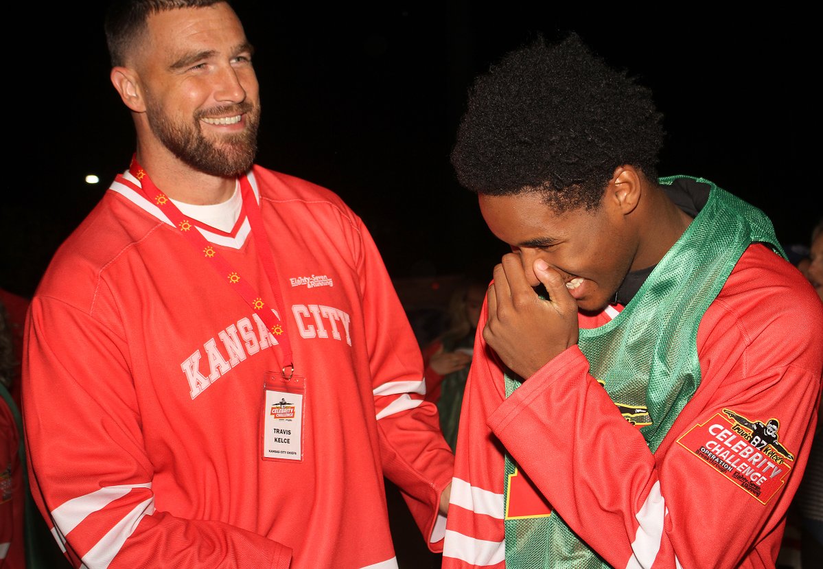 OB_Inc_KC's tweet image. For over a decade, Travis Kelce’s impact at Operation Breakthrough has inspired confidence, joy, and opportunity. Today is the last day to vote for @tkelce for Walter Payton Man of the Year. Let’s give back the love! 💛 #WPMOYChallenge

Voting link: nfl.com/honors/man-of-…