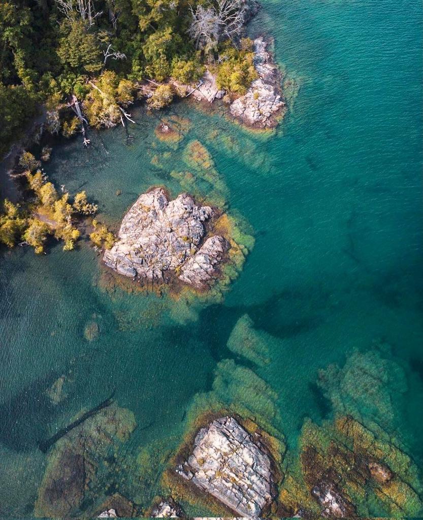 turisargentina's tweet photo. Cerrar los ojos y despertar en....😌🥱😍

Playa Yuco, San Martín de los Andes. Para disfrutar este verano 🌞💙🇦🇷😱 https://t.co/K5SRjuaJYk