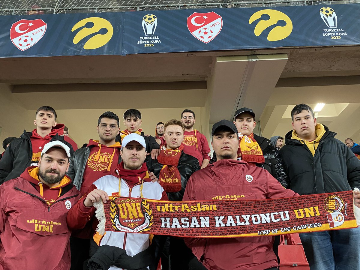 ŞU CANIM SENİNLE BİR ANLAM KAZANDI!
GALATASARAYIMIZI trabzonspor ile oynadığı süper kupa maçında yalnız bırakmadık.
📍 27
05.01.2026
#uAUNI #uAUNIHKU