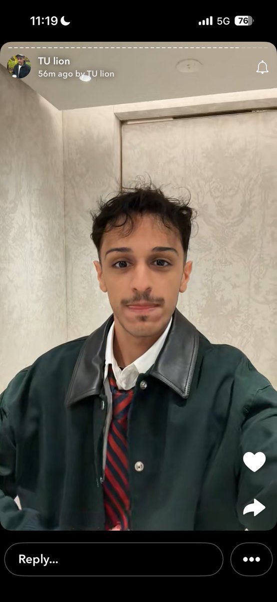 aviespace's tweet image. على هالطقم روح مثل بمدرسة النخبة