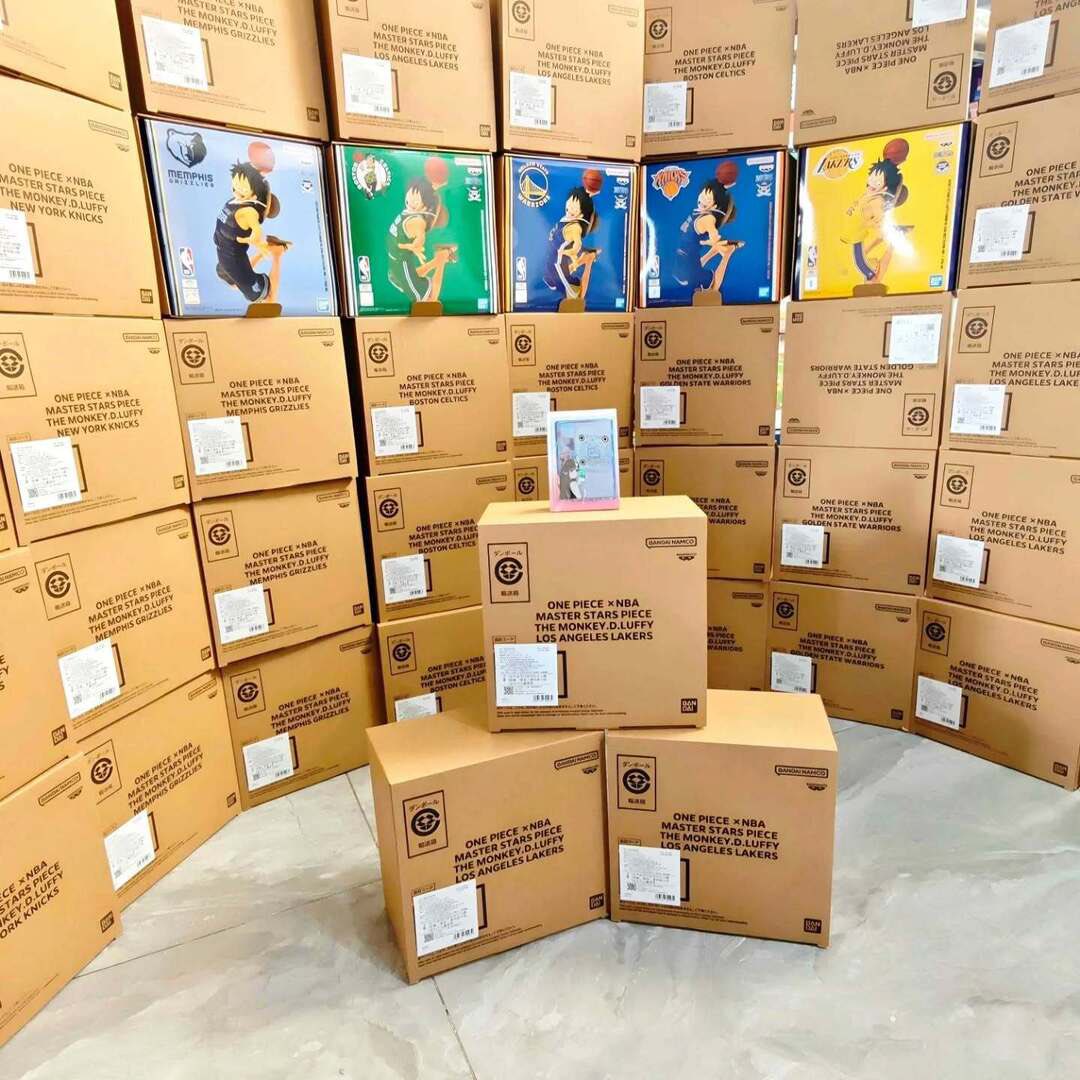 GIVEAWAY to celebrate <a href="/E_S_Collectible/">Exp. Share Collectible</a> reaching 15k followers!

1 winner will receive a OP x NBA Luffy figure of your choice (excluding Bulls).

Rules
• Must follow BOTH <a href="/E_S_Collectible/">Exp. Share Collectible</a> &amp; <a href="/OPMerchandise/">One Piece Merch News</a>
• RT 🔁
• COMMENT “Congrats on 15k!” &amp; tag 2 friends!

Winner drawn 1/12!