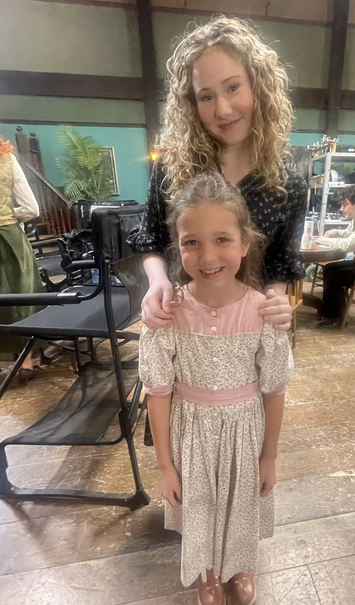 AvaGCooper's tweet photo. A few BTS from yesterday’s episode 1 of Season 13 ❤️ See you next week #Hearties @WCTH_TV @hallmarkchannel @SCHeartHome https://t.co/54TxdGsgIk