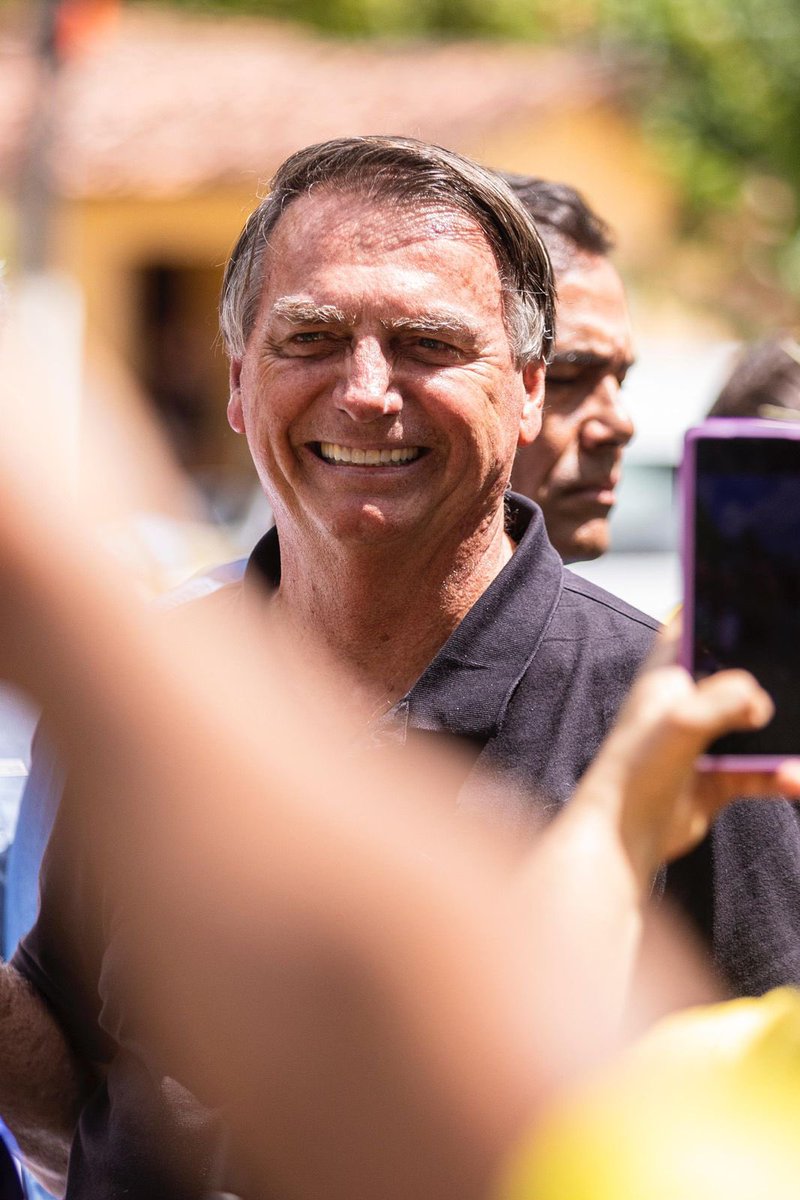 MARINESARALDI's tweet image. Vamos manter Bolsonaro nas redes!! 

Jair Bolsonaro 💚
@jairbolsonaro 🇧🇷