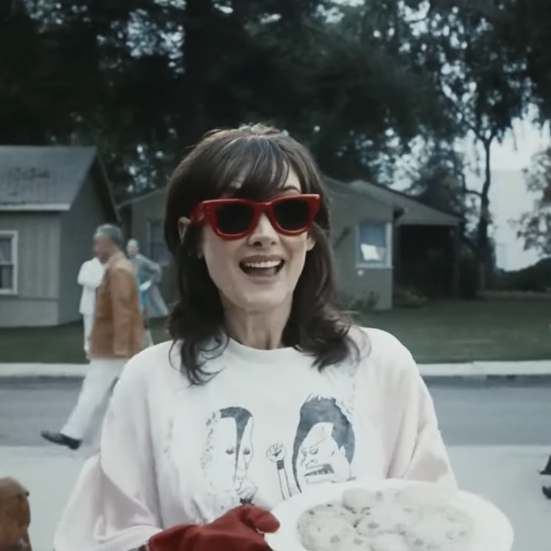 joppercrickets's tweet photo. WINONA RYDER MY BELOVED https://t.co/CdTEymcKZo