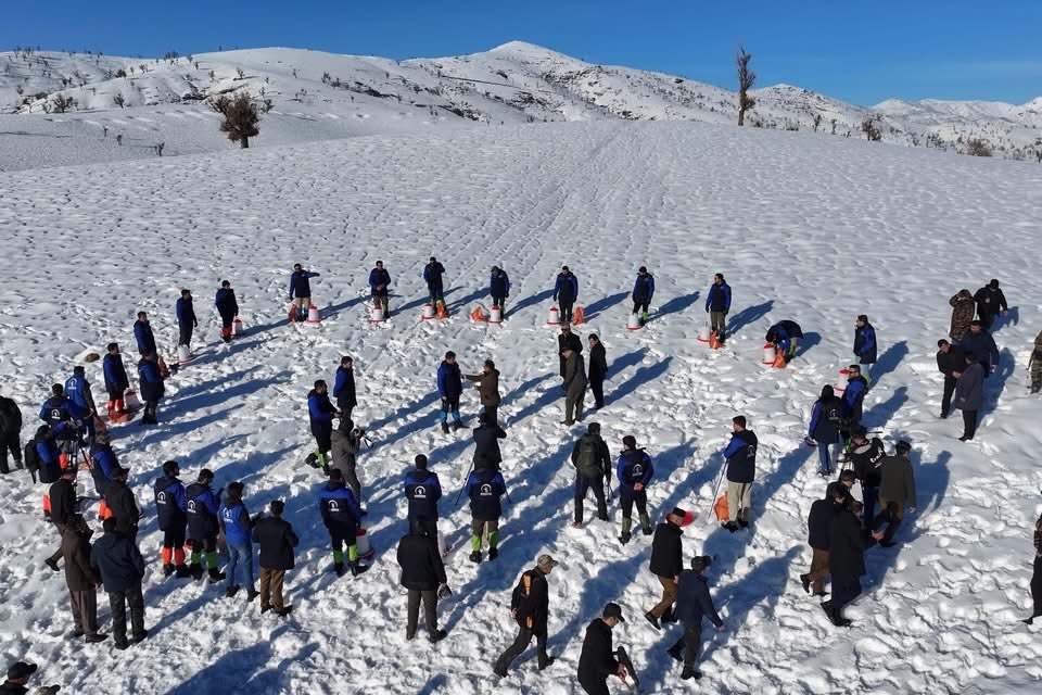 MuhammadMasih1's tweet photo. @RwangaFdn launched a campaign to provide #Food and #feed for wild &amp; birds, as natural food sources have become scarce. Our initiative aims to support wildlife during harsh winter conditions.
4- 5 Jan 2026.
Sidakan- Soran Independence Administration. https://t.co/VLluVgUkSd