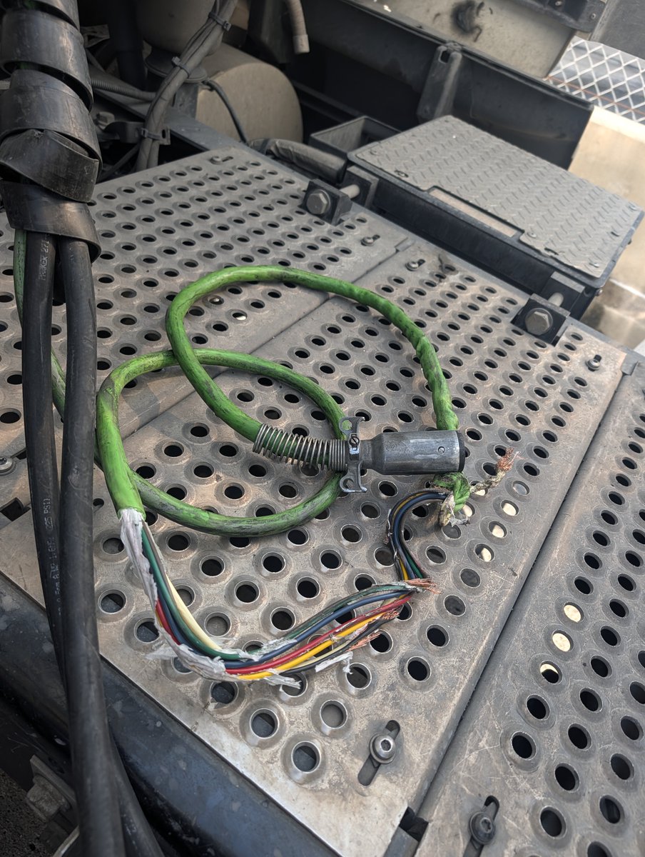 drvrjay's tweet image. Monday am I right?!? 😩