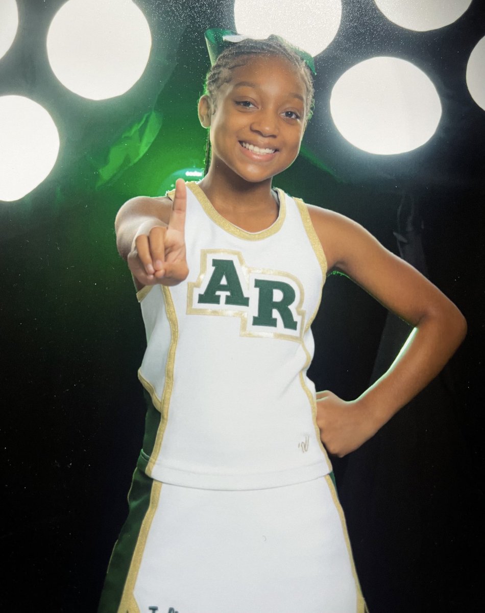 Autumn Ridge MS Cheer tweet media