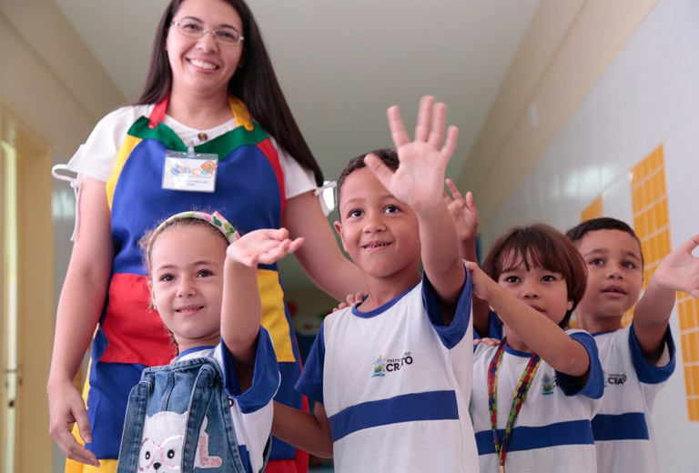 Fundeb ultrapassará R$ 370 bilhões em 2026. 
Portaria dos ministérios da Educação e da Fazenda, autoriza aumento de 8,54% no Fundo de Manutenção e Desenvolvimento da Educação Básica e de Valorização dos Profissionais da Educação. 

ℹ️ bit.ly/4jqExxD