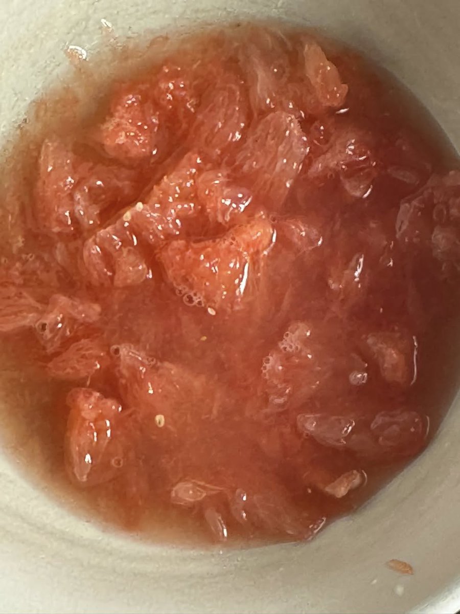 paulinepark's tweet image. I'm savoring a #grapefruit; it's low-calorie yet nutritionally-dense &amp;amp; is loaded with vitamins A &amp;amp; C, calcium &amp;amp; iron and I love its tartly sweet &amp;amp; tangy citrus flavor~! #grapefrukt #pamplemousse #pompelmo #pomelo 그레이프 프루트
webmd.com/food.../health…
indifferentlanguages.com/words/grapefru…