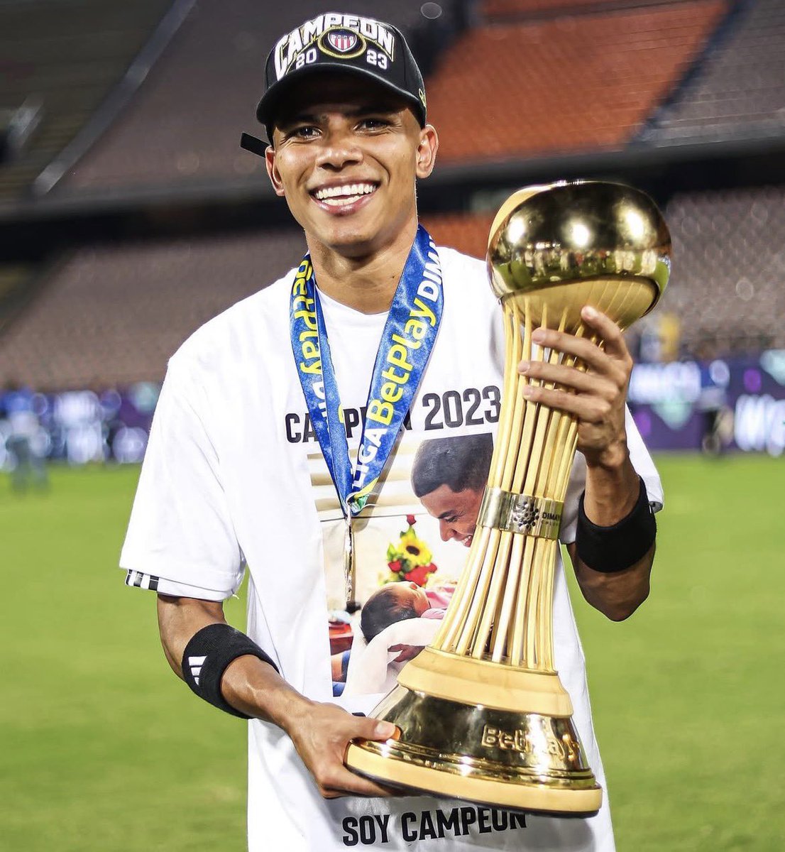 rafa1924_'s tweet image. El Juniorismo no va a olvidar lo que hiciste con el equipo de tus amores, José David.

Gracias ❤️🤍