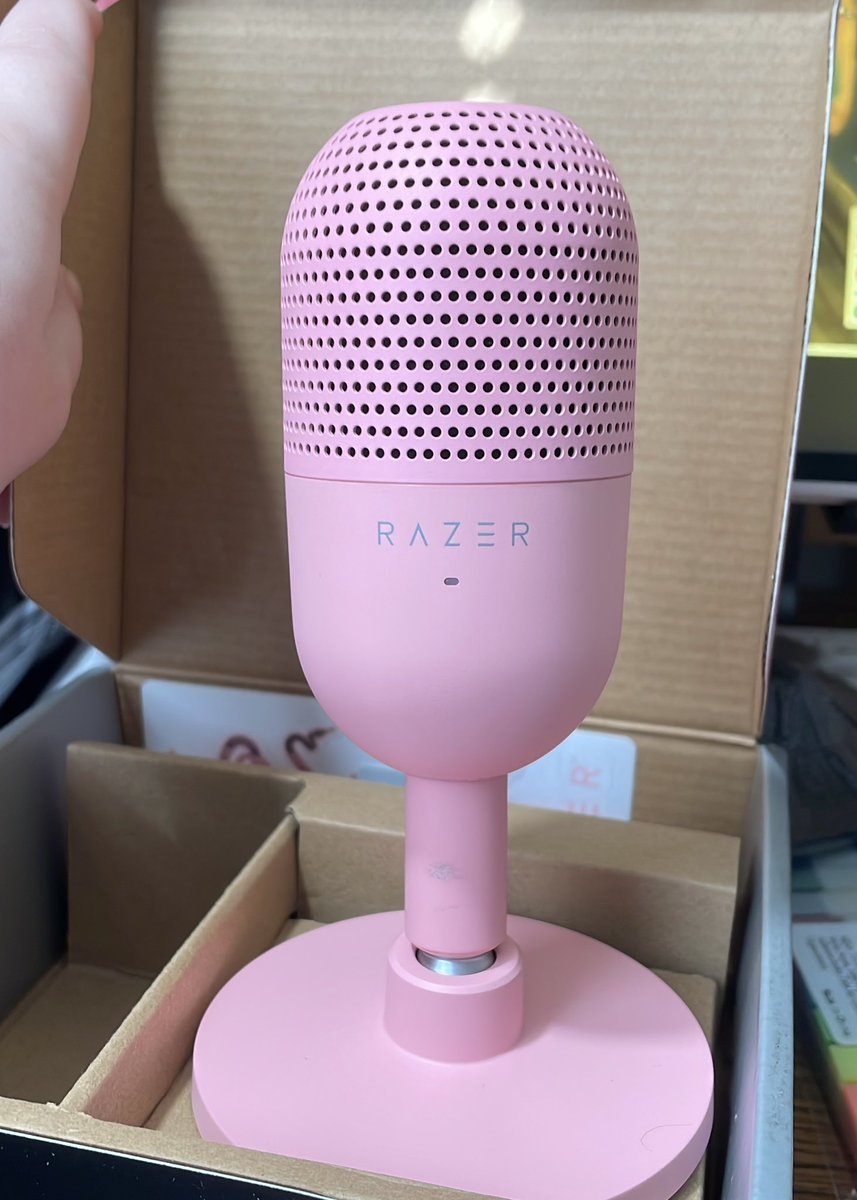 whimsysimsy's tweet image. leave it to me to spend more money to get a pink mic, but hey a new mic!